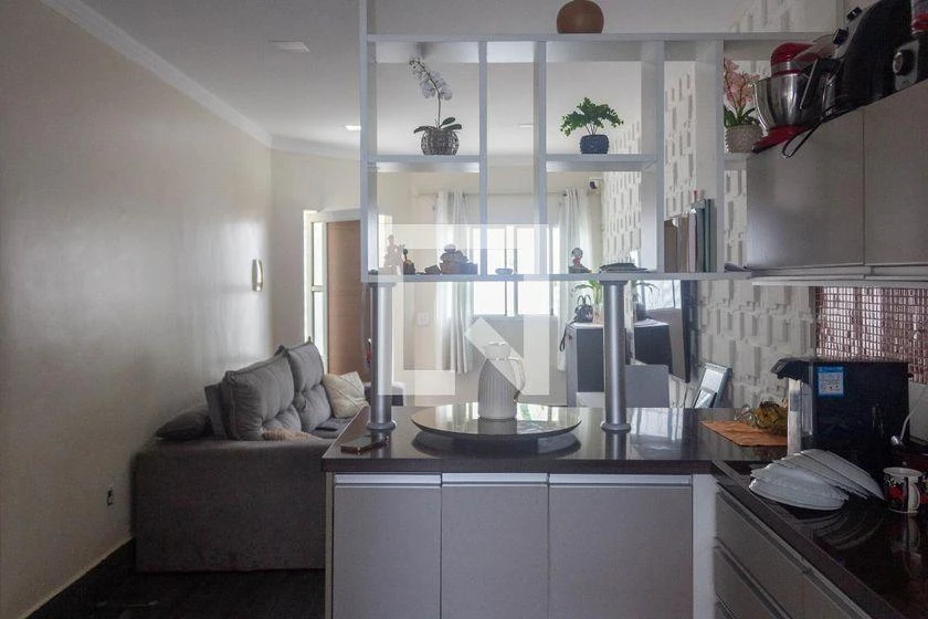 2-bedroom house with a washing machine — photo 10