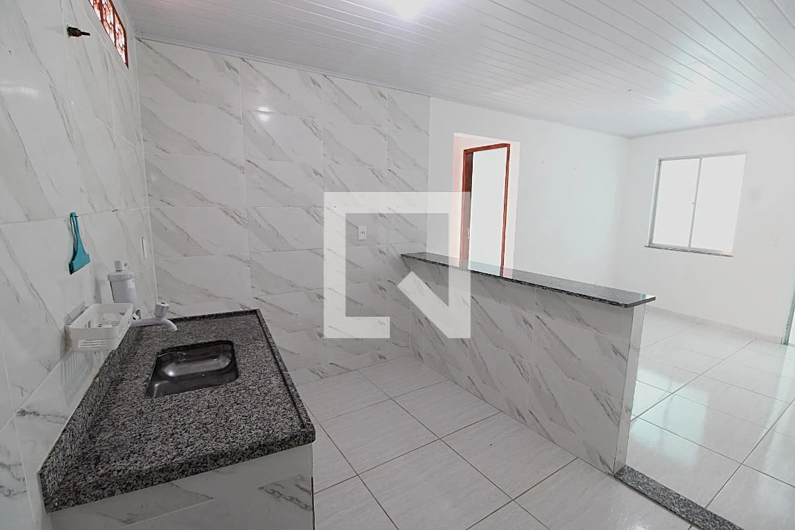 Unfurnished 2-bedroom apartment with open-plan kitchen — photo 13