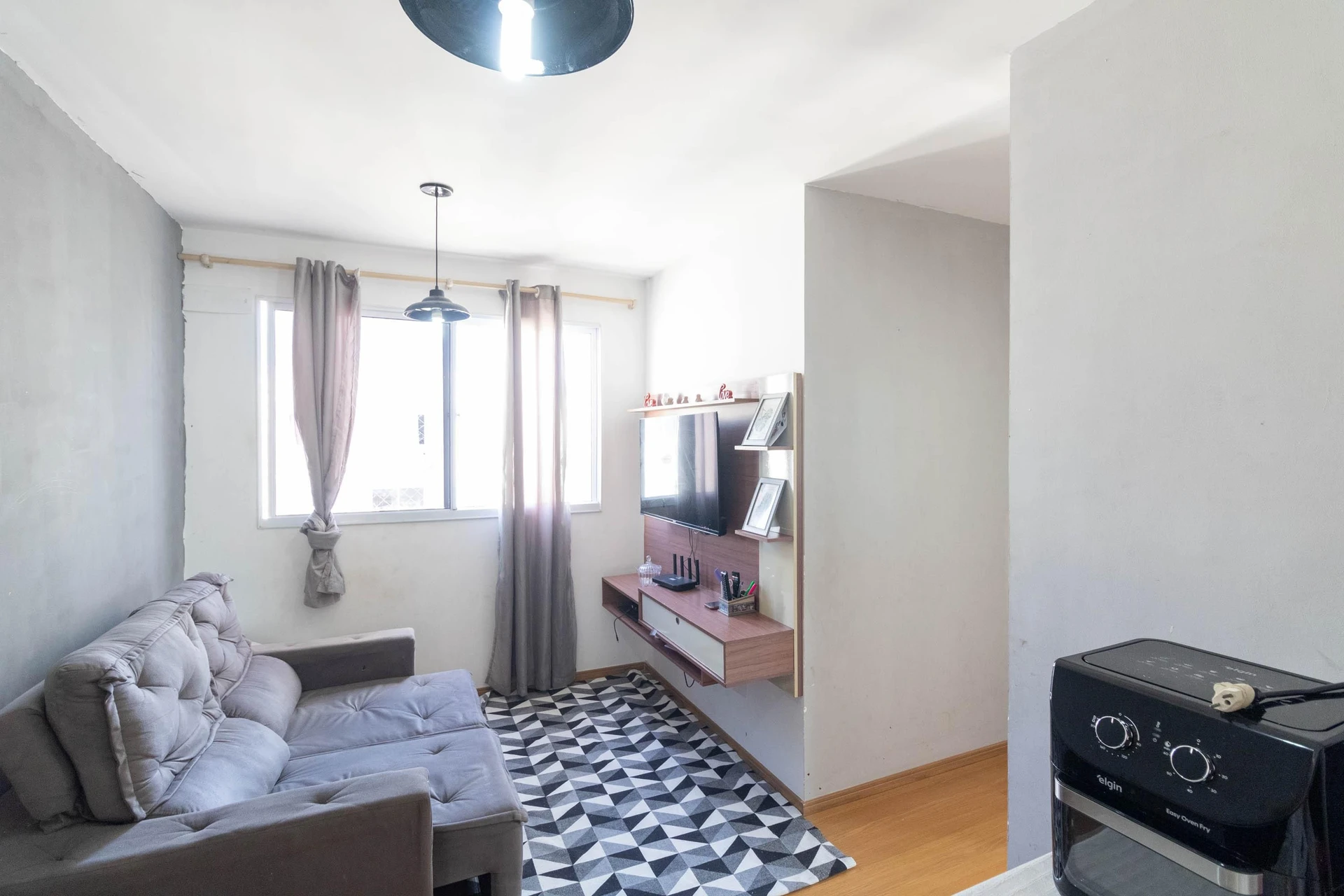 Furnished 2-bedroom apartment with 1 parking space — photo 15
