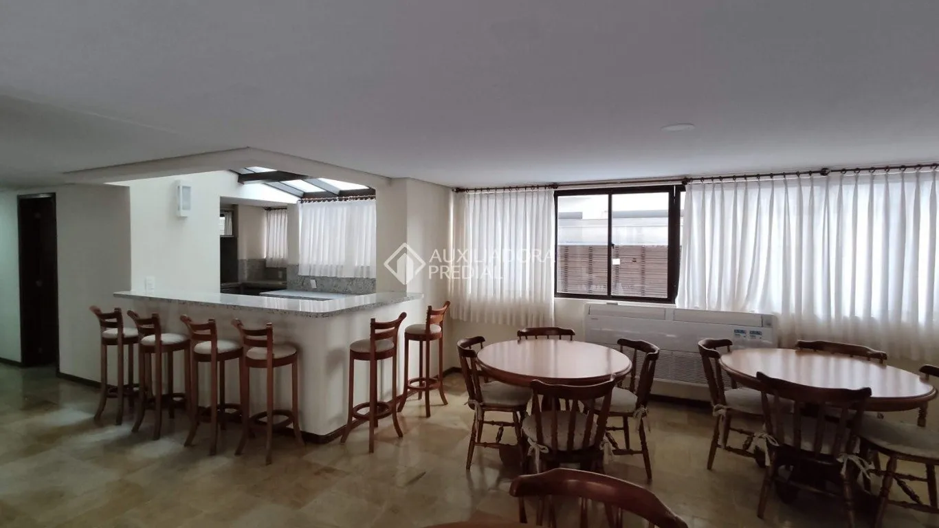 Apartamento amueblado de 4 dormitorios, 296 m², 3 plazas — photo 26