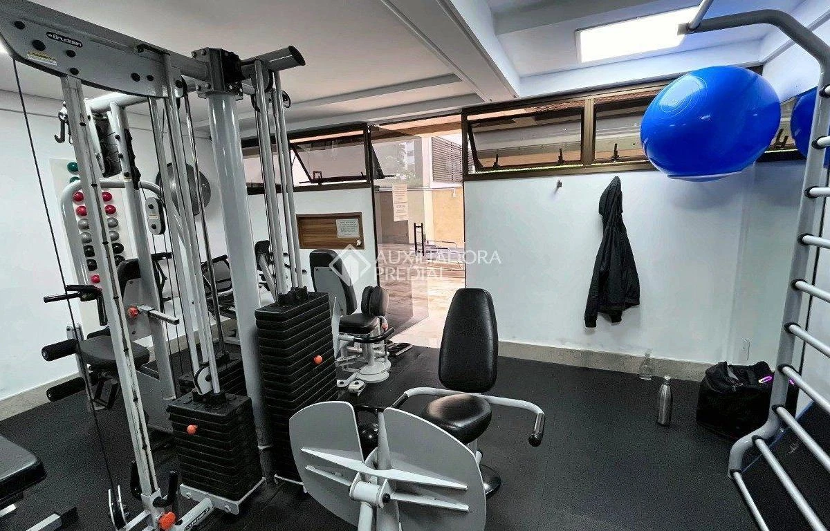 Вид на парк та 2 спальні: квартира 40 м² — photo 36