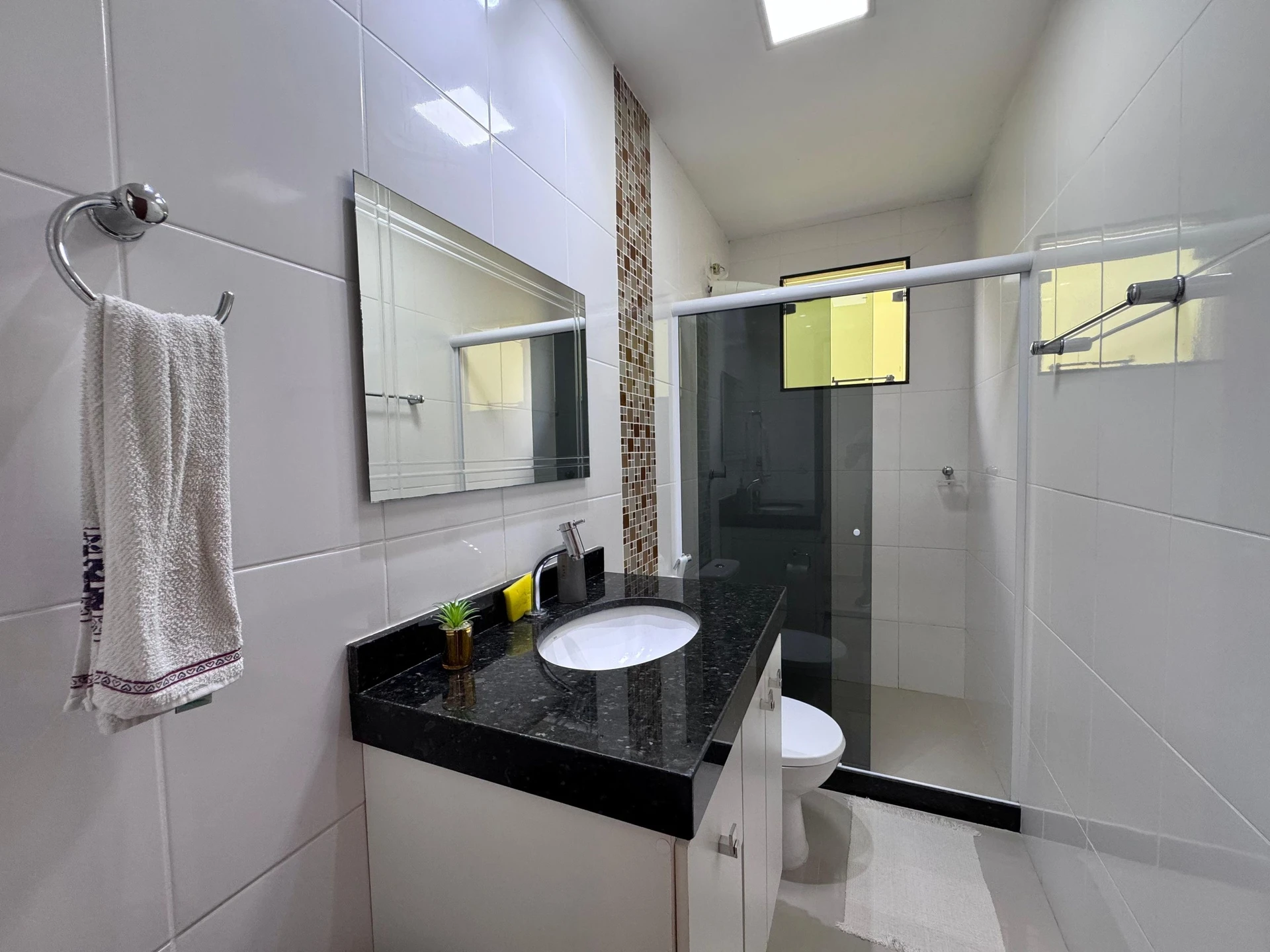 Apartamento amueblado de 4 dormitorios con jardín privado — photo 28