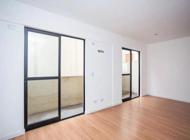 1-bedroom apartment with open-plan kitchen, 54 m² — photo 8