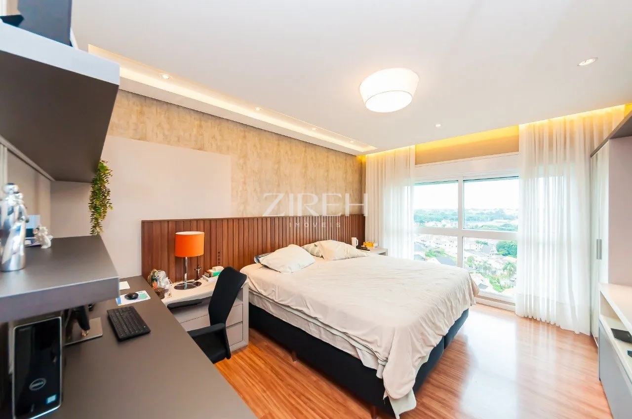 Apartment on the 11th floor with a bathtub — photo 9