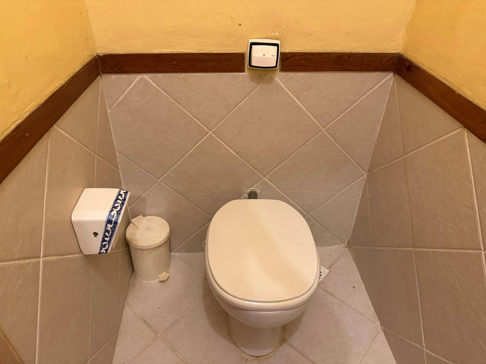 Casa mobiliada com 5 quartos e escritório no imóvel — photo 52