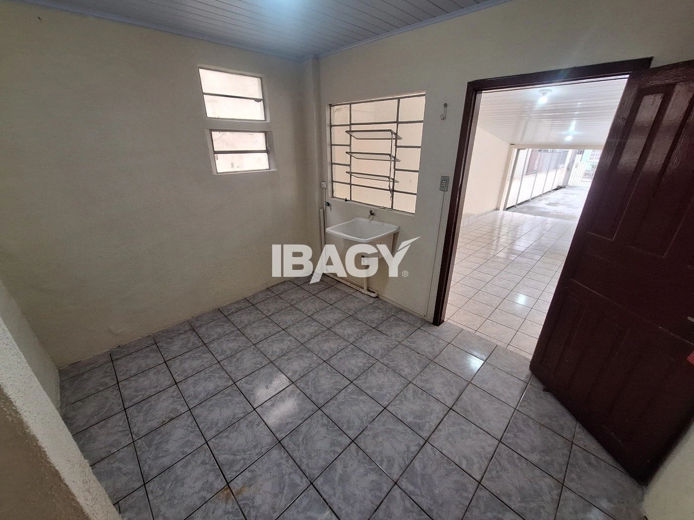 Private BBQ in a 5-bedroom house, 128 m² — photo 6