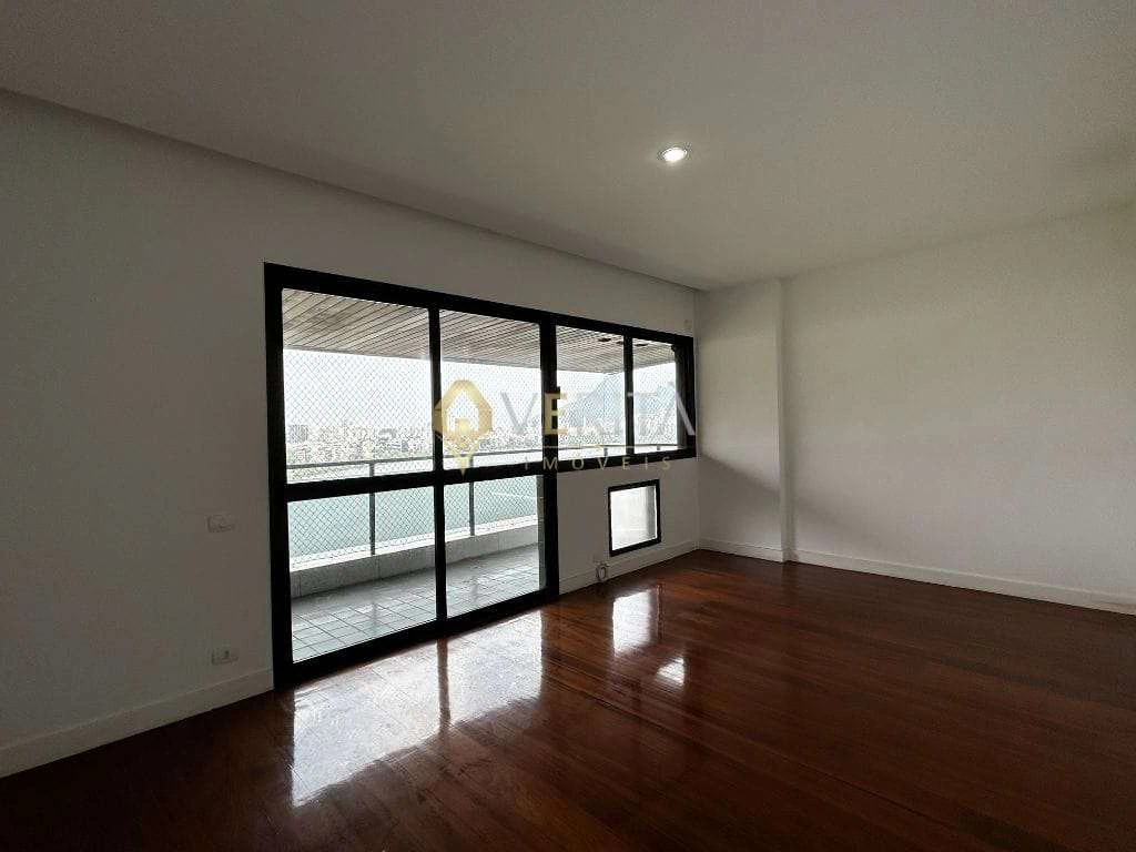 4-bedroom apartment with 4 en-suite baths and 380 m² — photo 5
