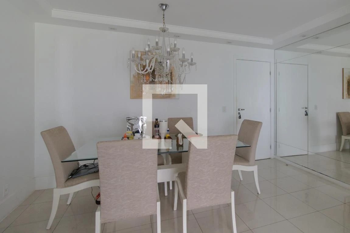 Mountain view in a 3-bedroom apartment, 107 m² — photo 14