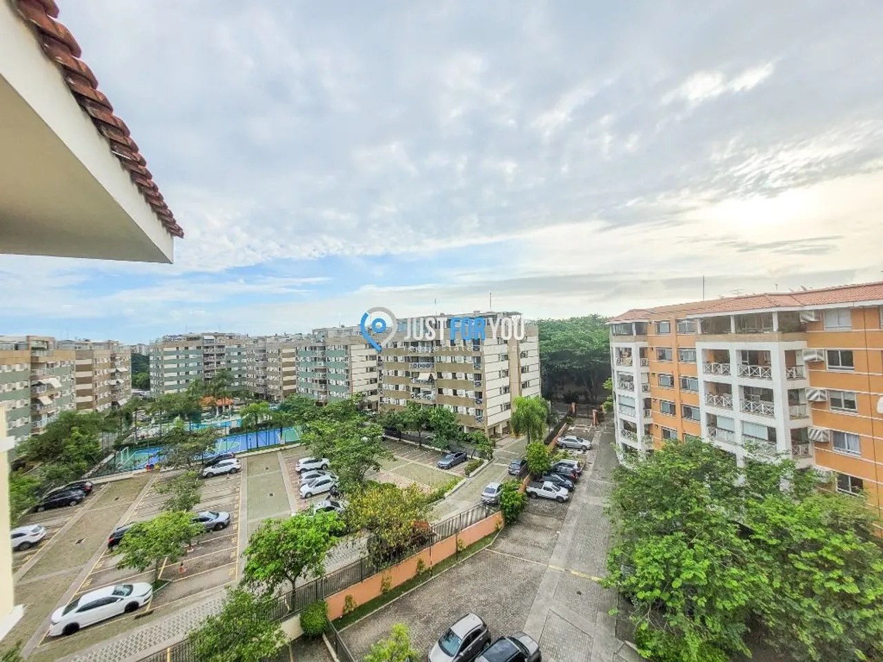 3-bedroom apartment 110 m² with enclosed balcony — photo 14