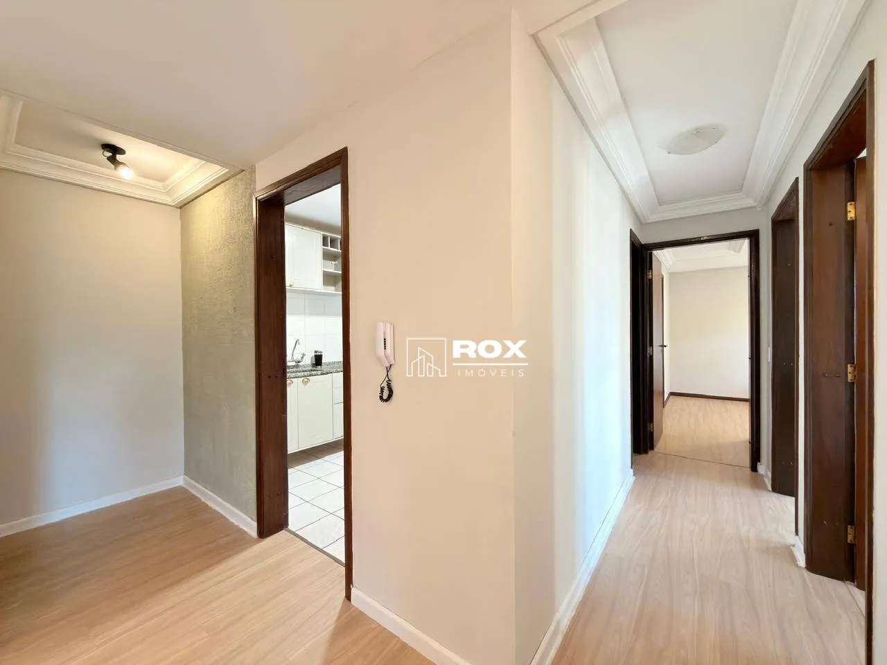 Garden apartment with 3 bedrooms and 1 en-suite — photo 2