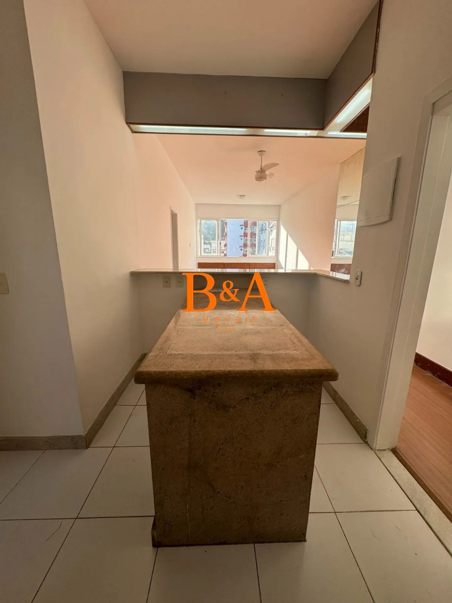 Apartment, 120 m², with wood or laminate floors — photo 17