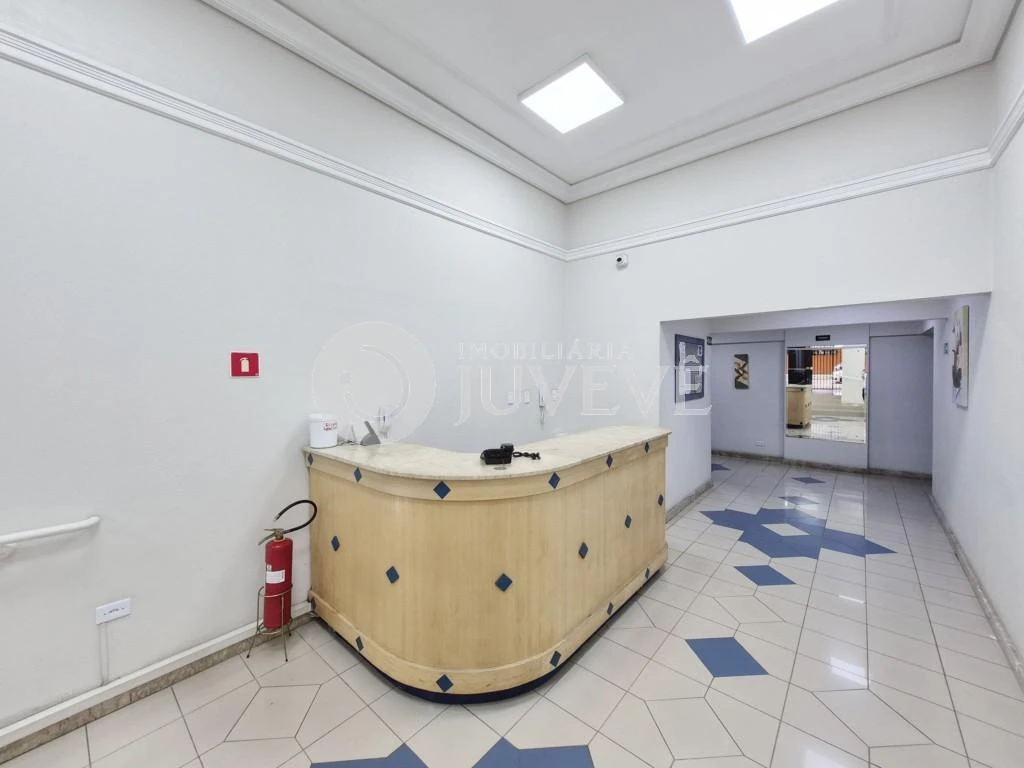 Furnished 3-bedroom apartment with enclosed balcony grill — photo 40