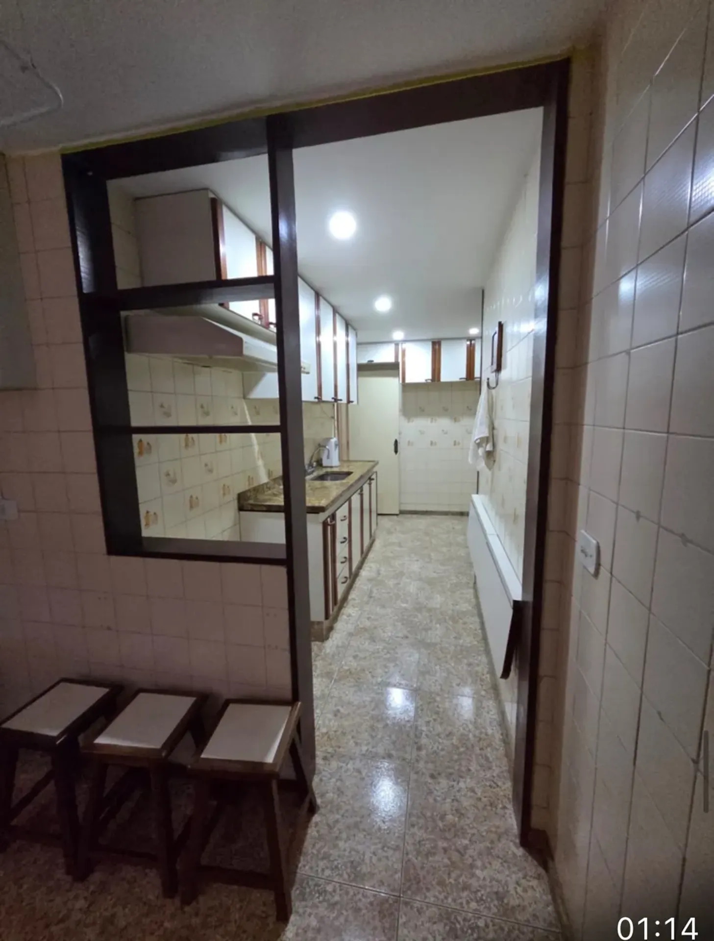 90 m² apartment with 2 bedrooms and a balcony — photo 2