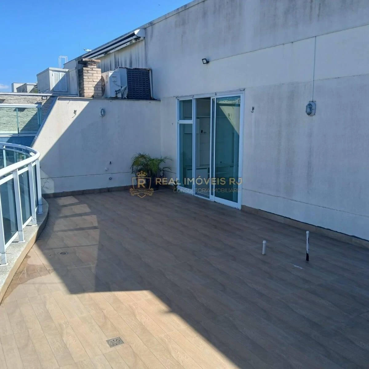 For rent: 3-bedroom apartment with 3 bathrooms and a balcony — photo 11