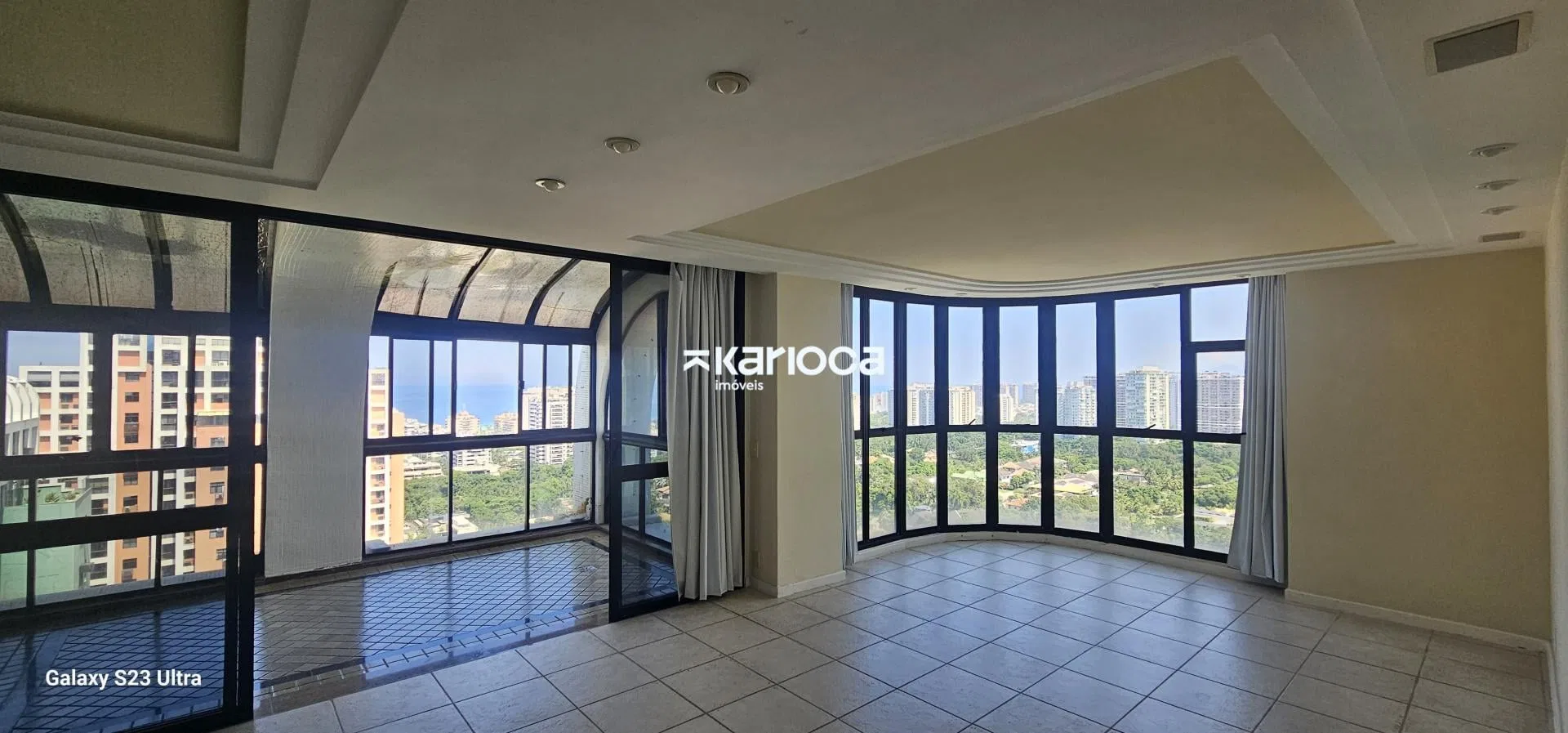 Duplex penthouse with 3 en-suite bedrooms and 5 baths — photo 11