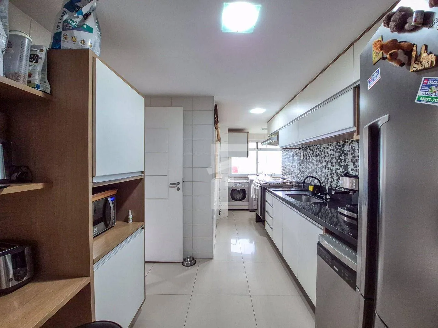 Furnished 235 m² apartment with 4 bedrooms — photo 39