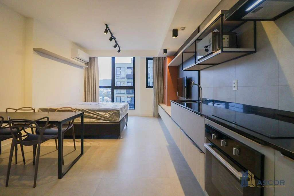 Меблированная 1-комнатная квартира с кухней open-plan — photo 2