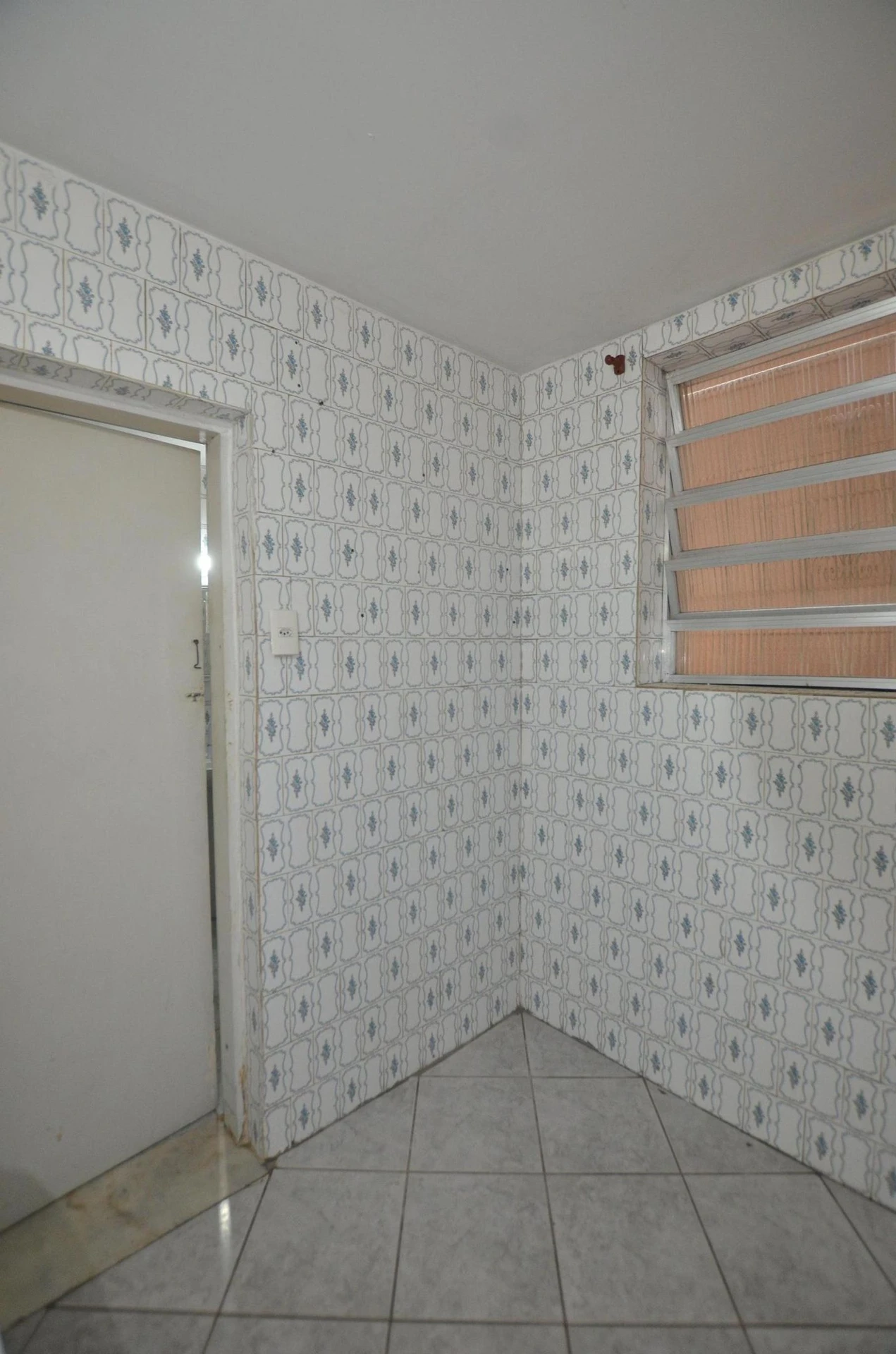 Casa sem mobília com 1 quarto e 1 banheiro — photo 17