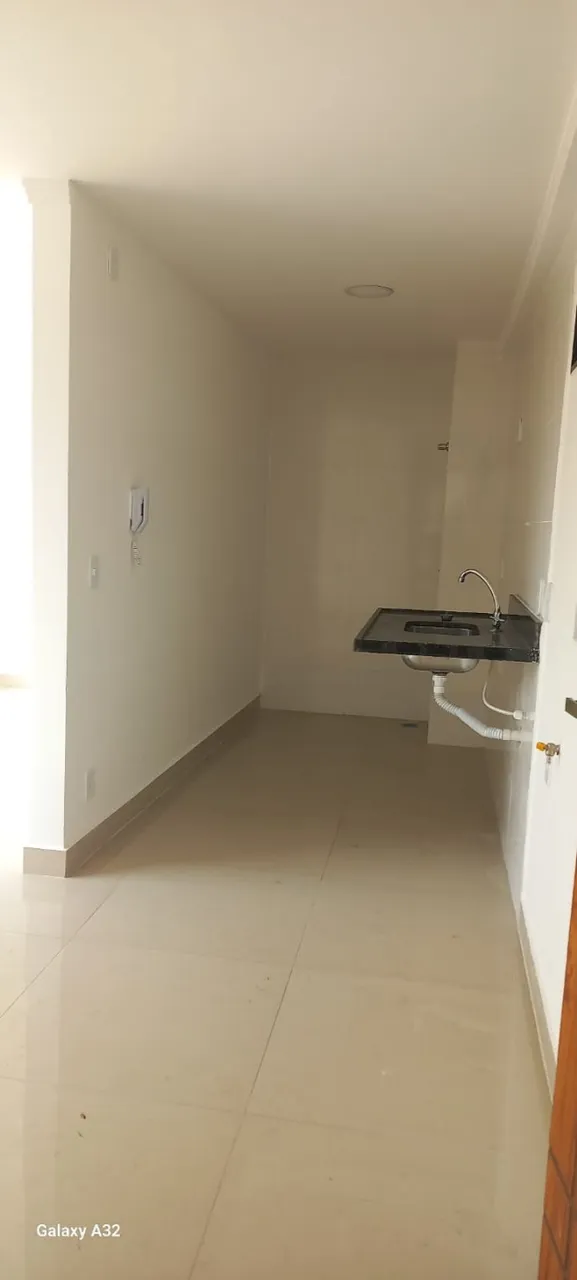 Unfurnished 2-bedroom apartment with 2 bathrooms — photo 14