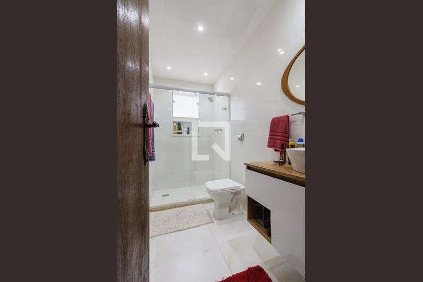 Private pool in a 5-bedroom house, 330 m² — photo 16