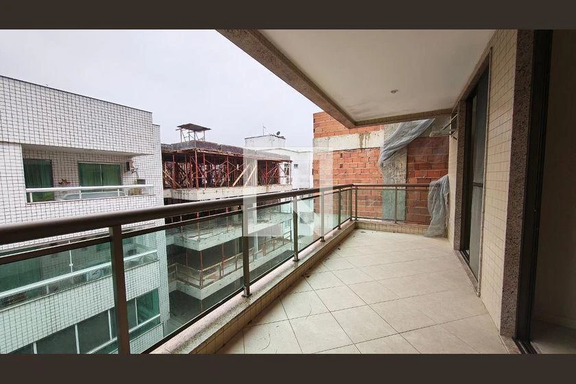 Apartamento com 3 suítes, varanda e 193 m² — photo 31