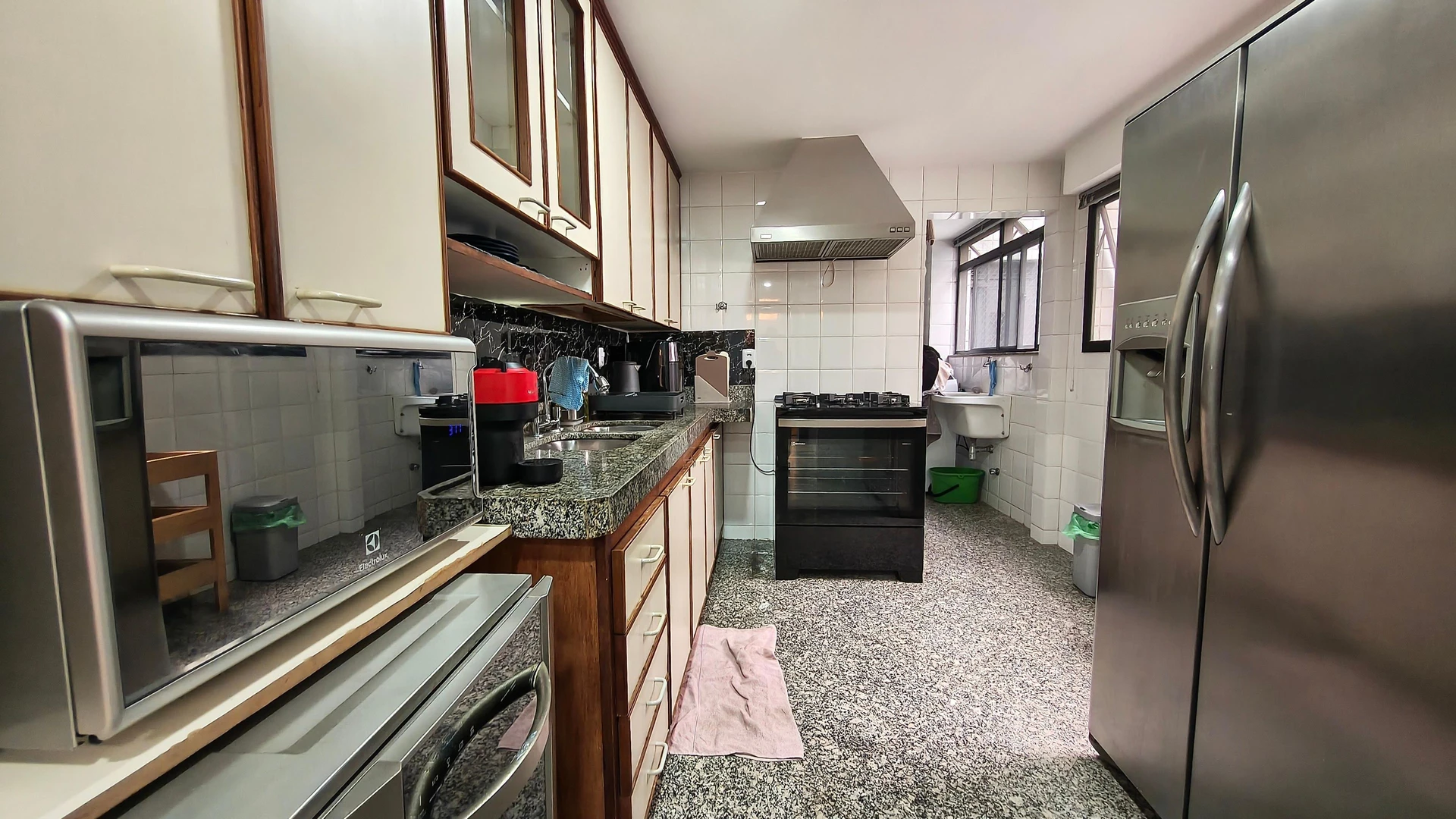 Washing machine in a 4-bedroom apartment, 205 m² — photo 6