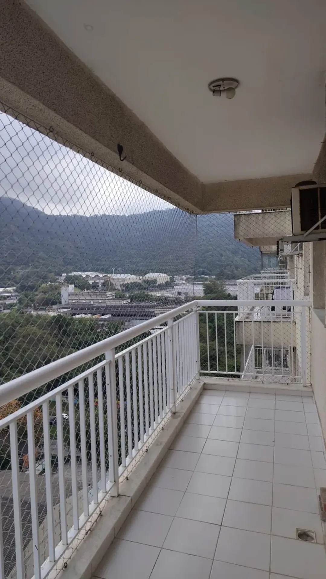 2-bedroom apartment with a balcony and 62 m² — photo 21