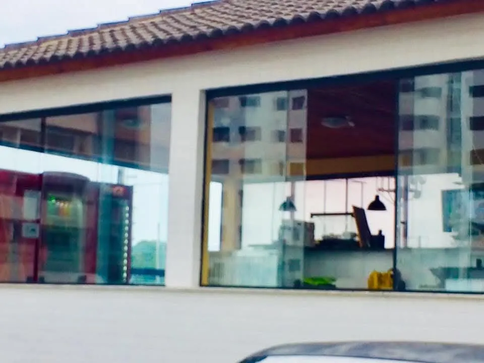 2-bedroom apartment in a building with a gym — photo 11