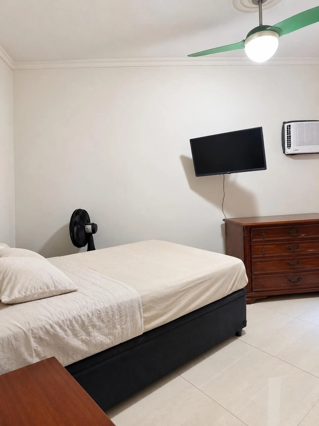 Home office in a 2-bedroom apartment, 63 m² — photo 6