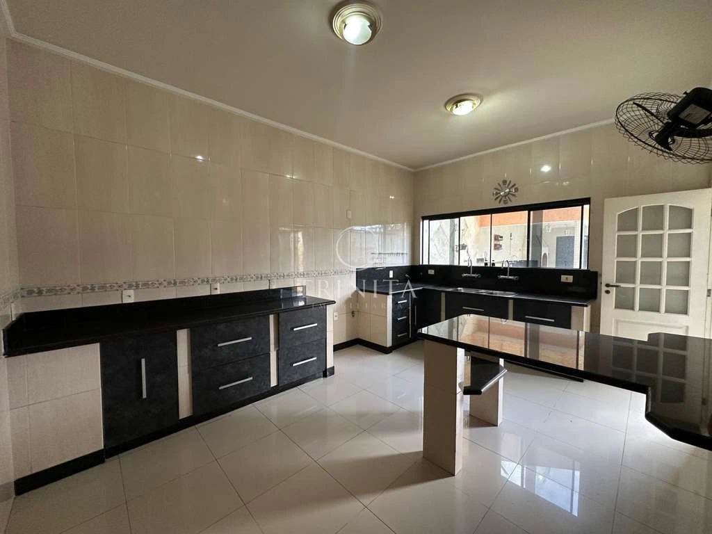 Casa mobiliada com 5 suítes e 7 banheiros — photo 12