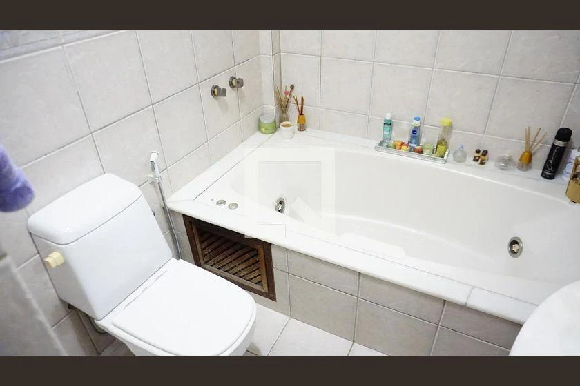 Casa mobiliada com 4 quartos e 460 m² — photo 43