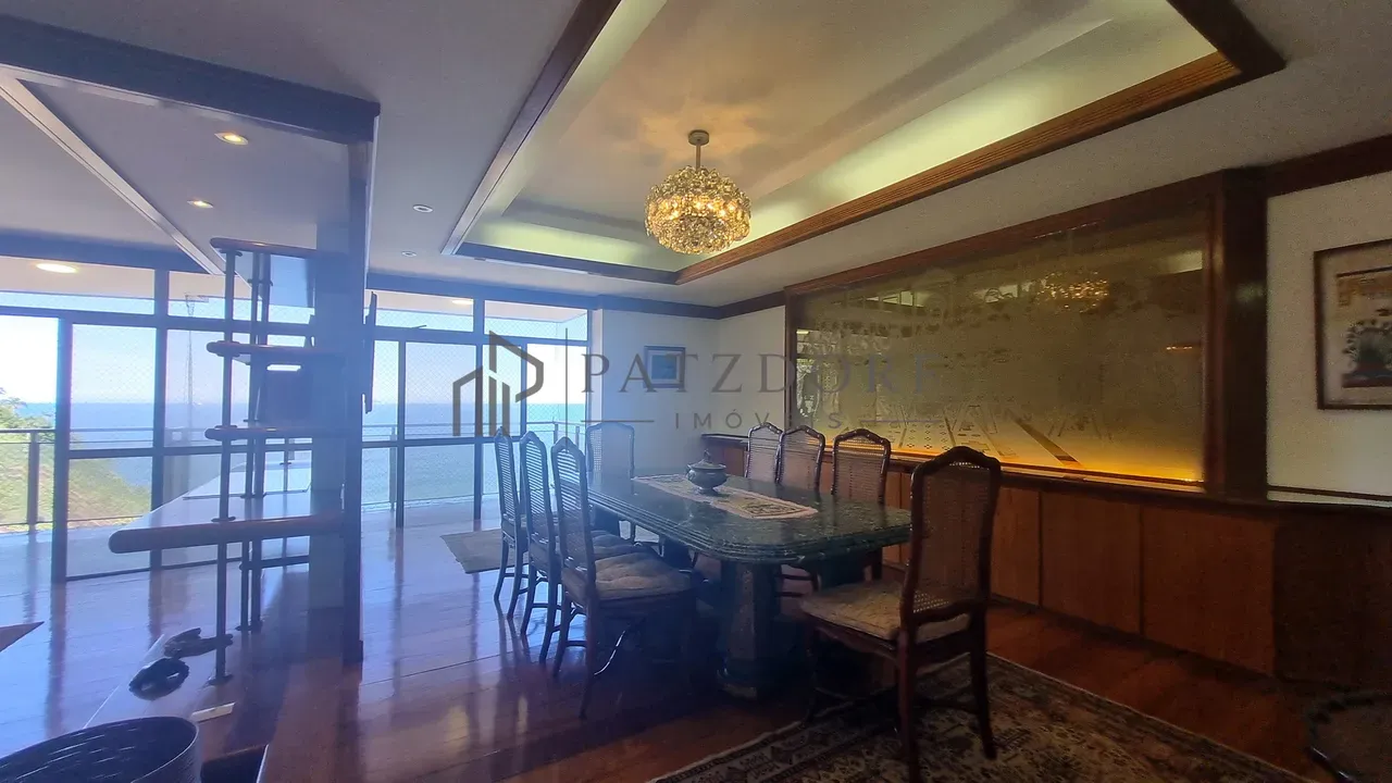 Apartamento 270 m² com 4 quartos e cozinha fechada — photo 8