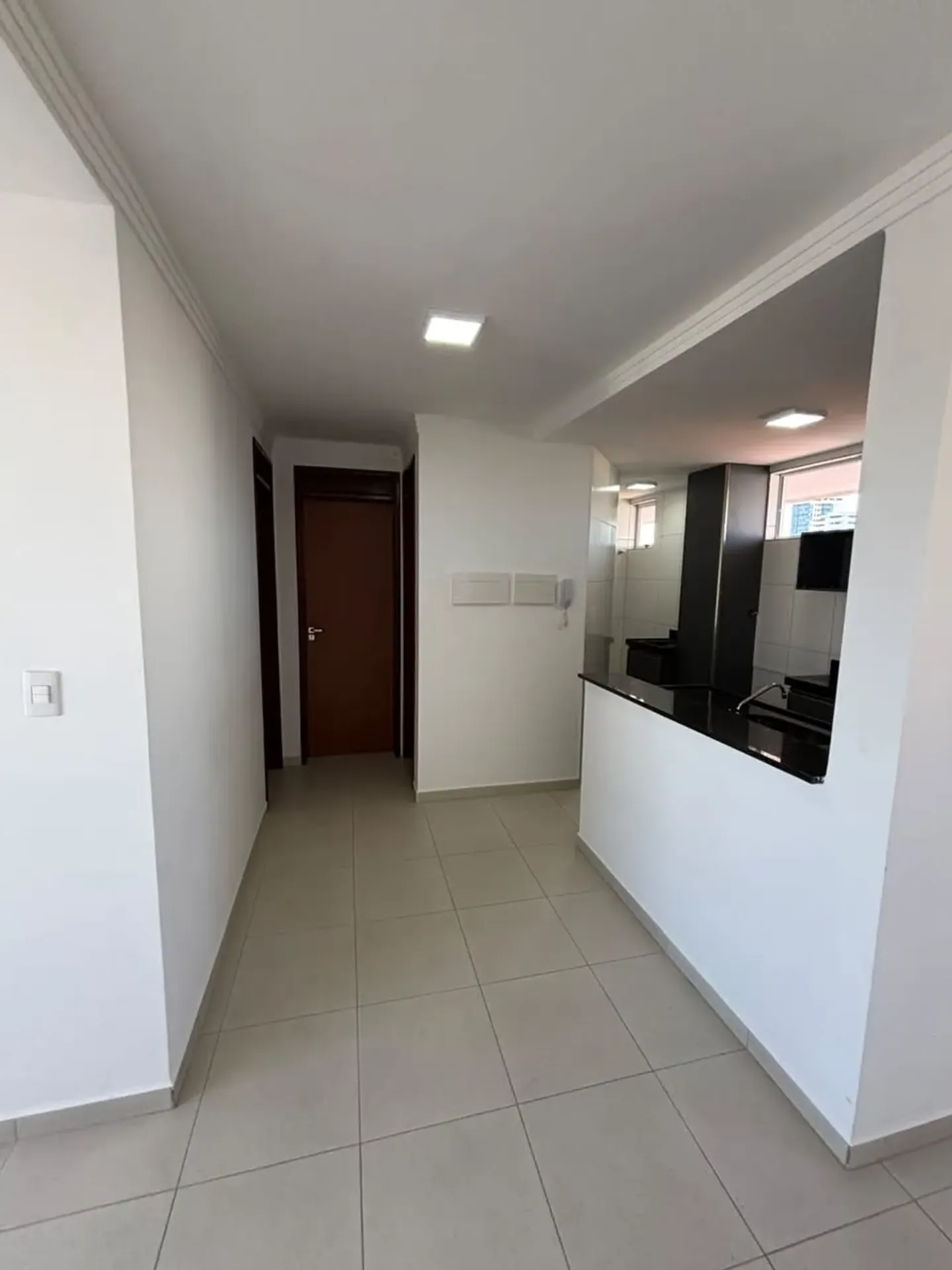 Квартира: 2 спальні, 1 з власною ванною кімнатою, 70 м² — photo 9