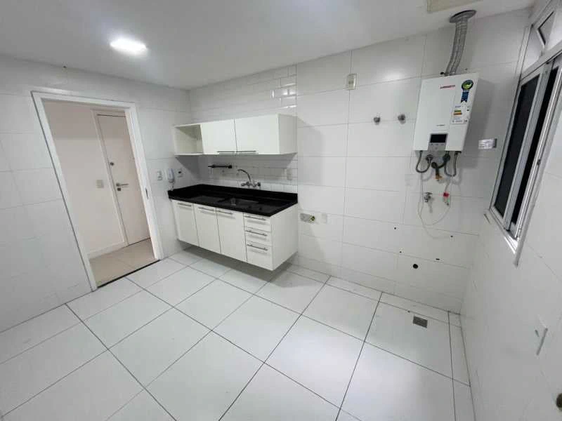 Apartamento para aluguel com 3 quartos e varanda — photo 15