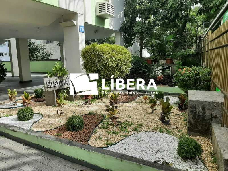 Apartamento de 1 dormitório e 2 banheiros com 1 vaga — photo 2