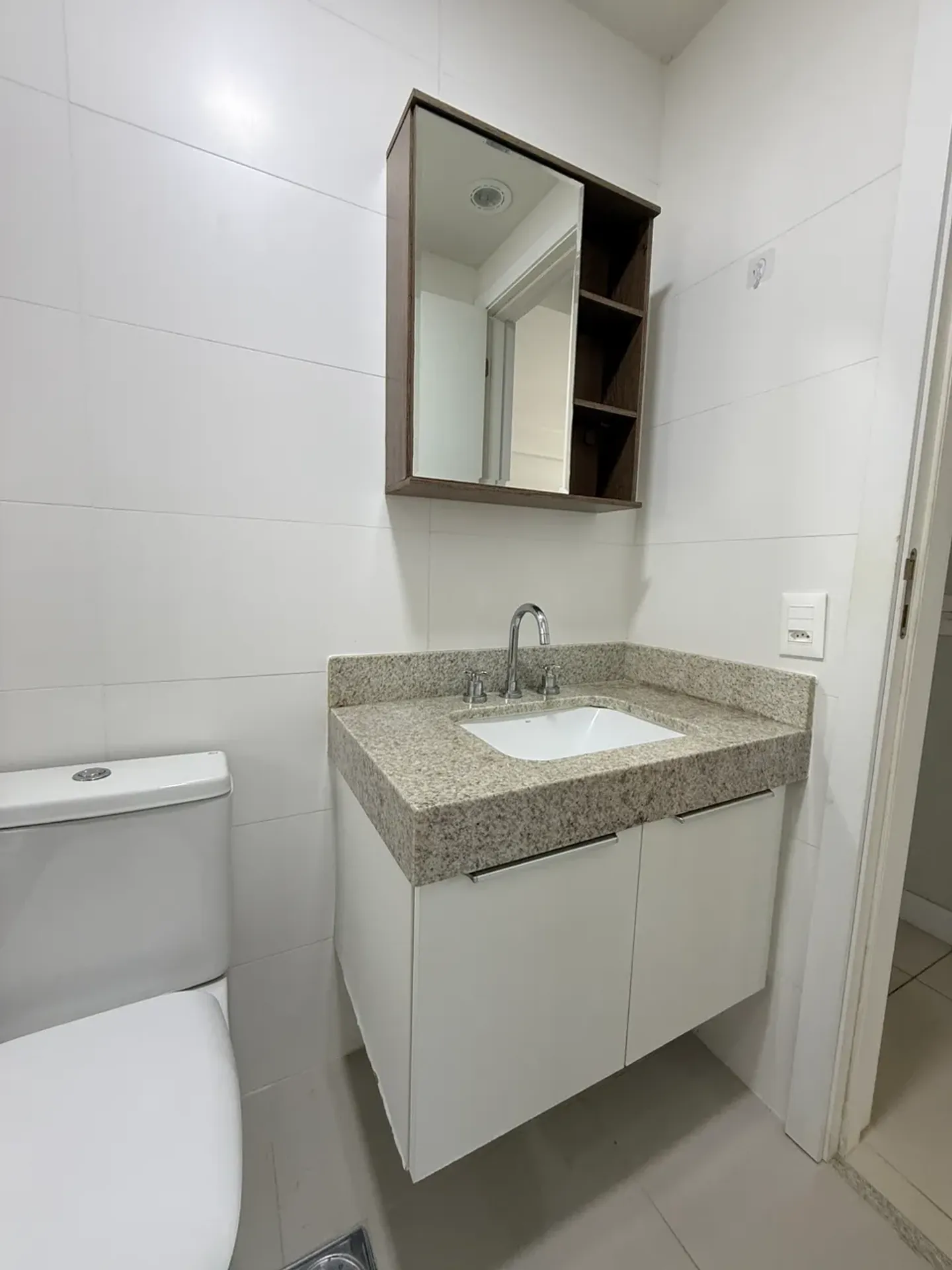 Квартира на 9-м этаже с гардеробной — photo 42