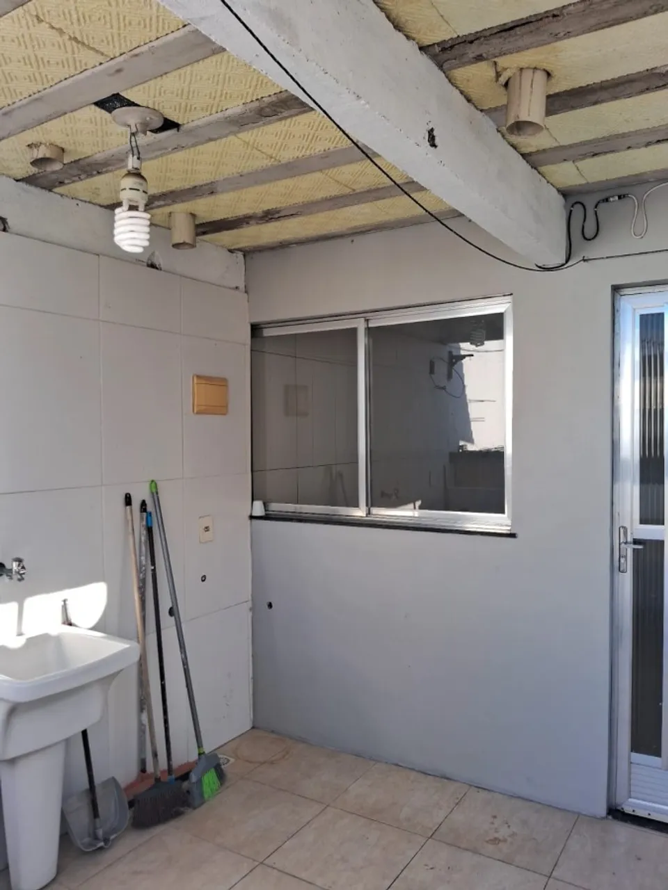 Furnished house for rent with 2 bedrooms and 1 bathroom — photo 9