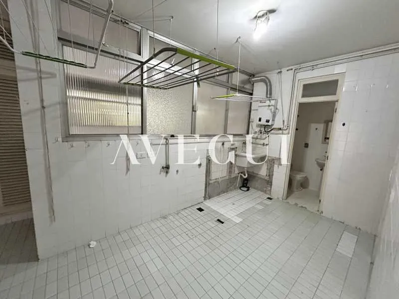 Residential apartment with 4 bedrooms and 4 bathrooms — photo 20