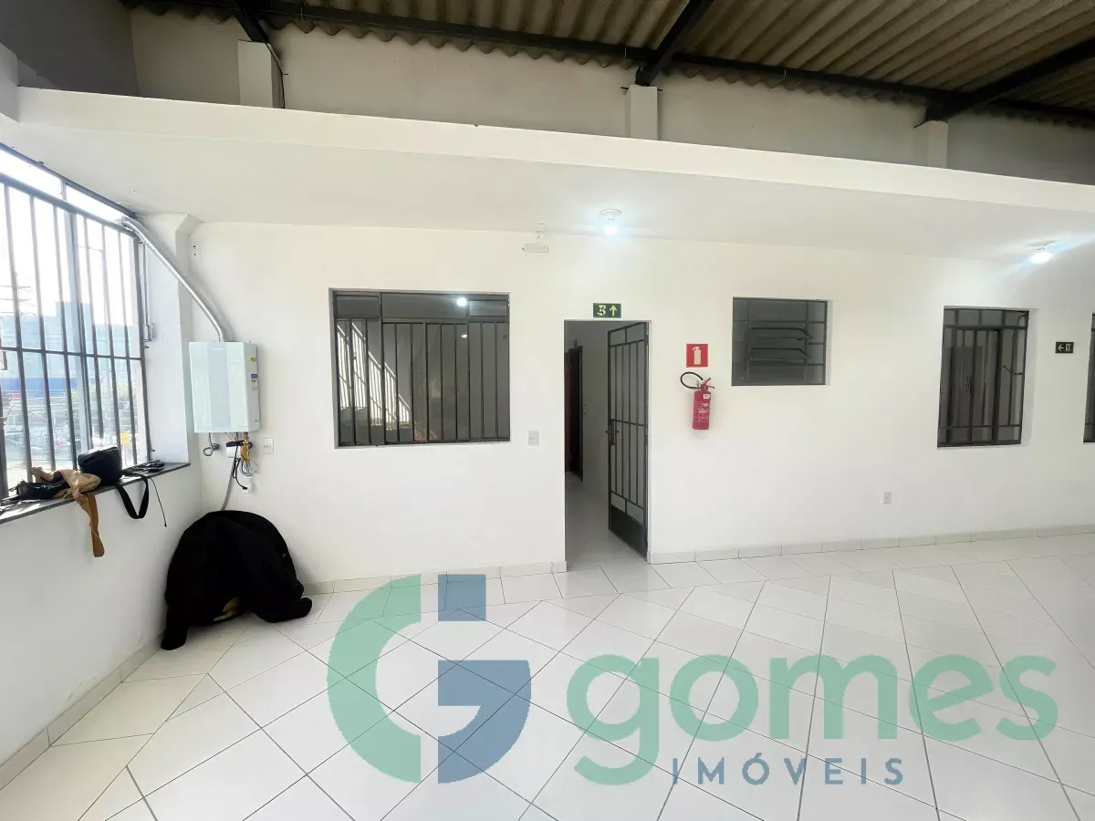 Квартира з зоною для пральні та площею 230 м² — photo 32