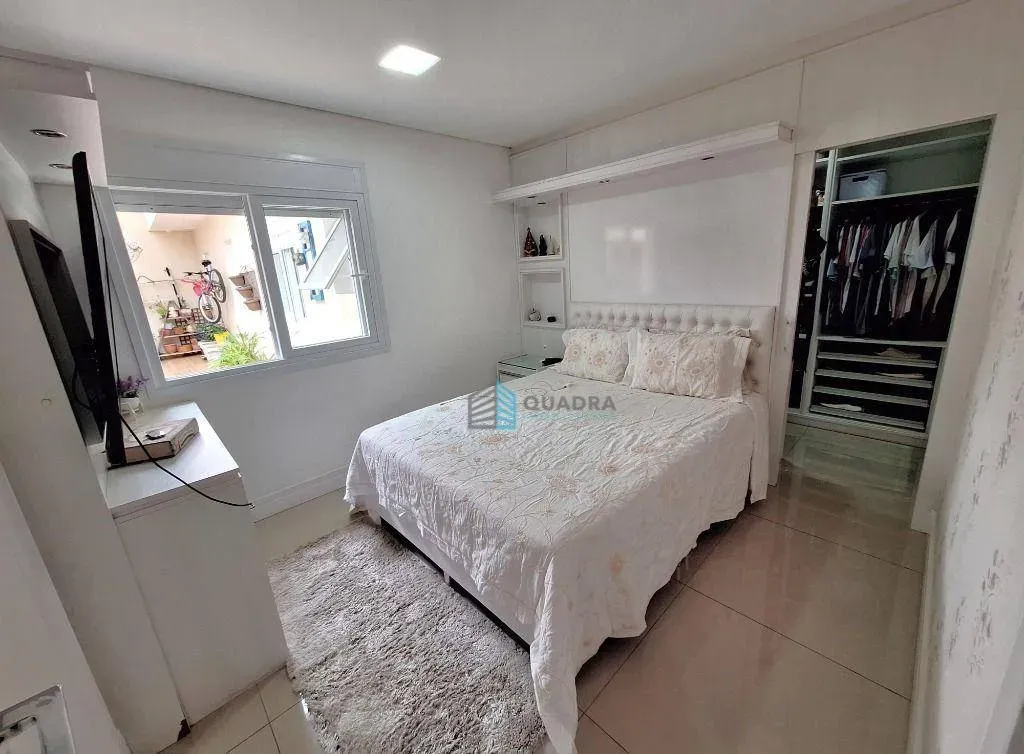 5-bedroom house with a private pool in Florianópolis — photo 48