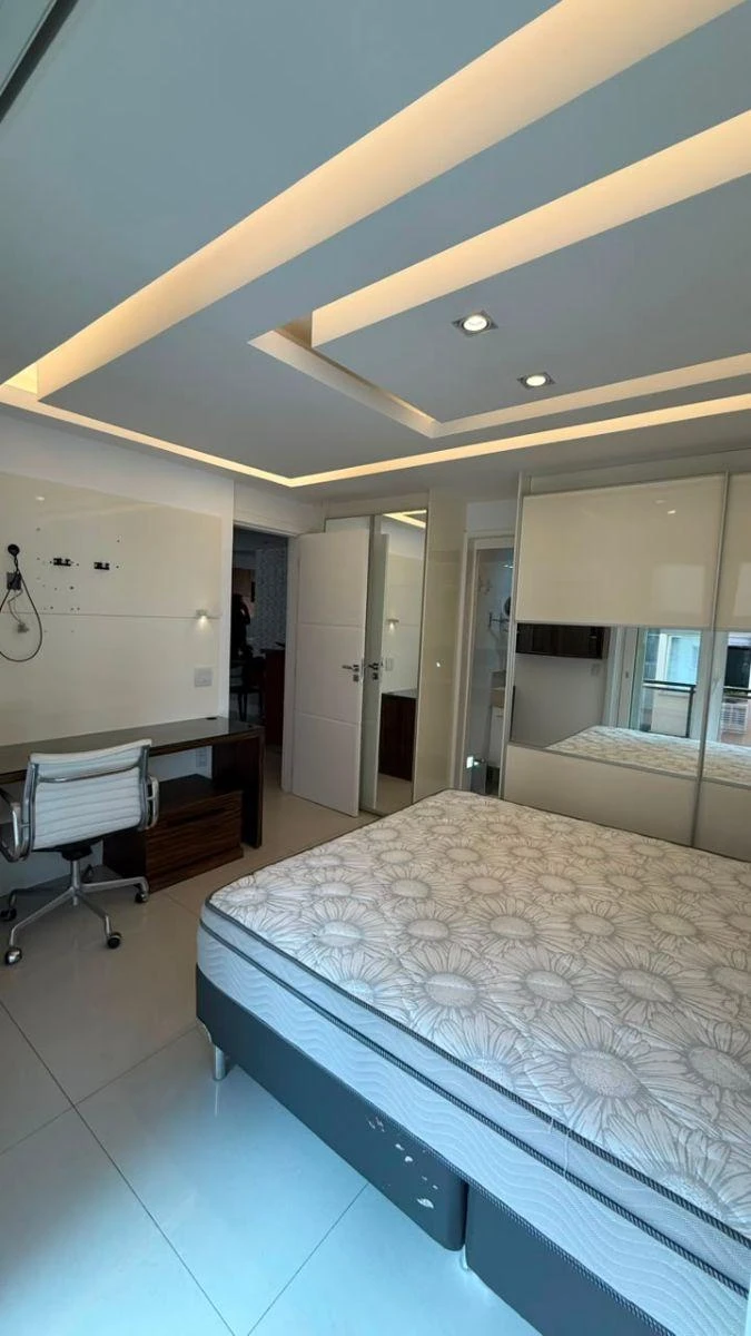 Furnished 86 m² apartment with 2 en-suite bedrooms — photo 12