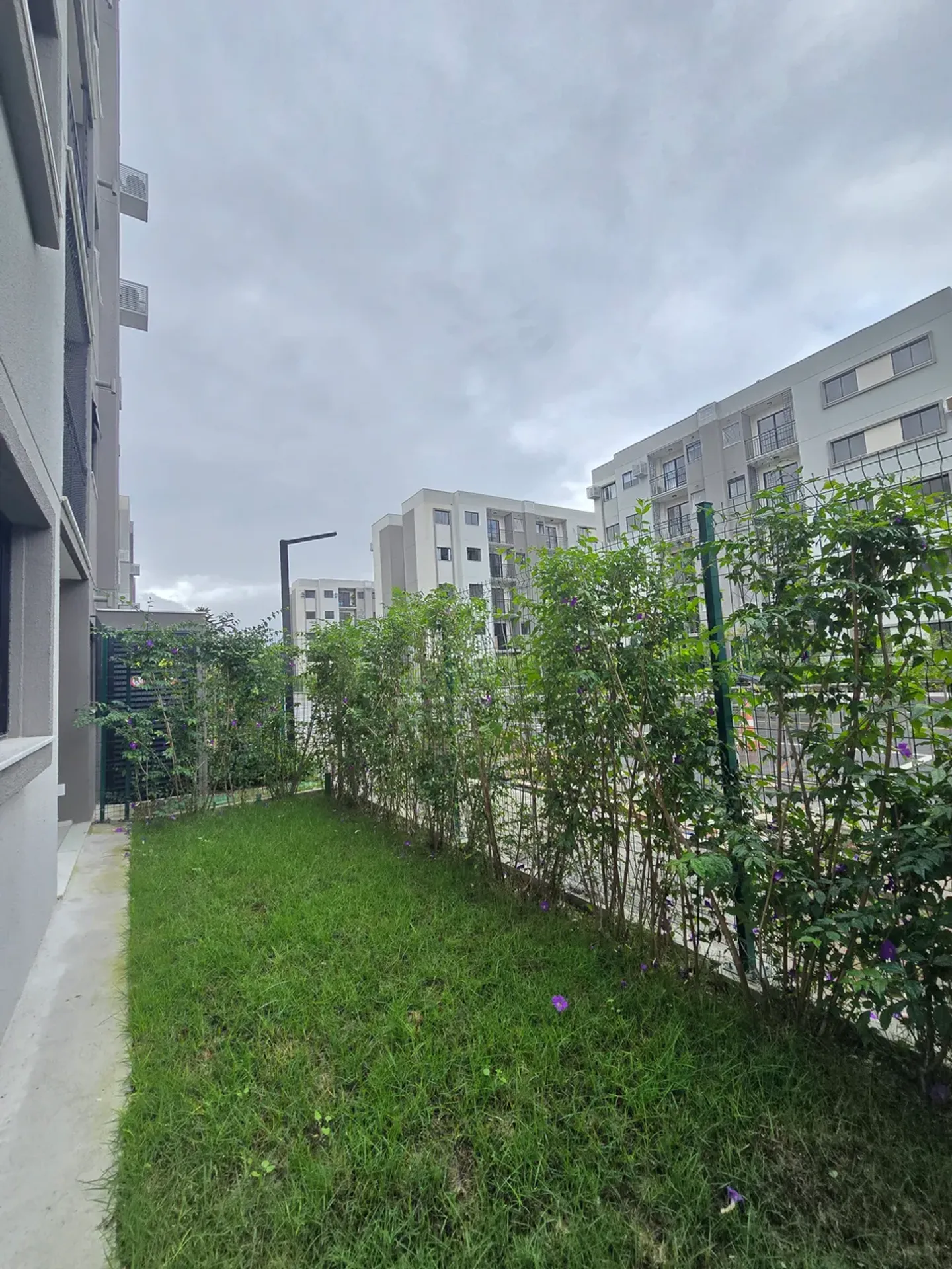 Garden apartment with 2 bedrooms and 1 bathroom — photo 38