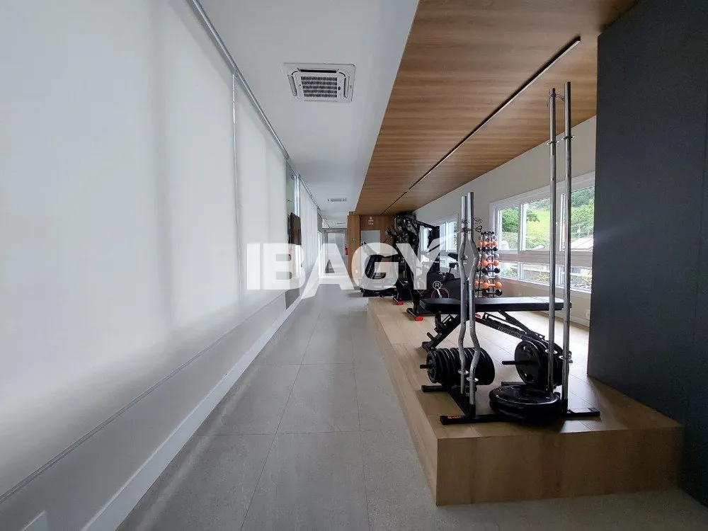 Furnished 133 m² apartment with 3 en-suite bedrooms — photo 41