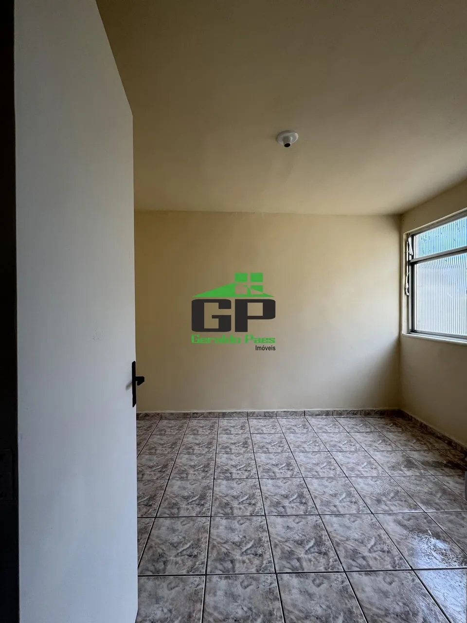 Apartamento de 2 quartos com 1 banheiro e vaga — photo 15