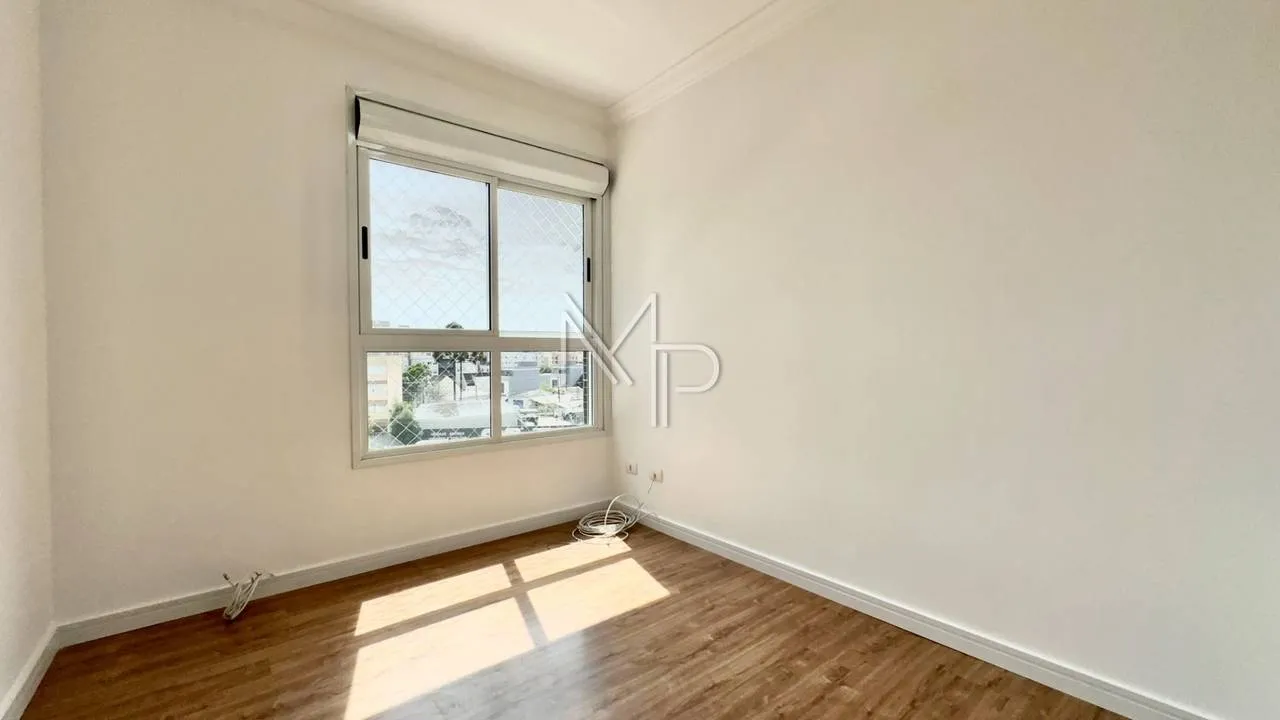 3-bedroom apartment with a grill on the balcony — photo 23