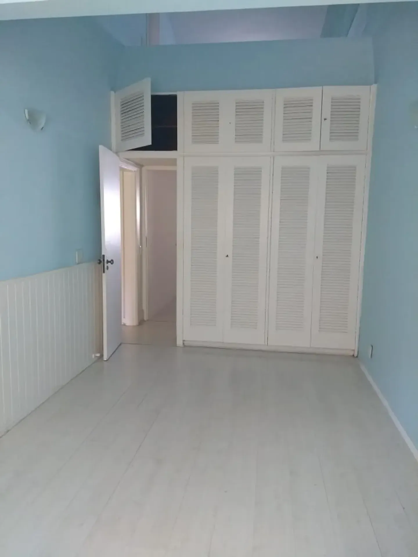 House, 180 m², with a bathtub — photo 34