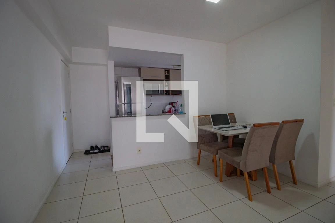 Furnished apartment with 2 bedrooms and a balcony — photo 2