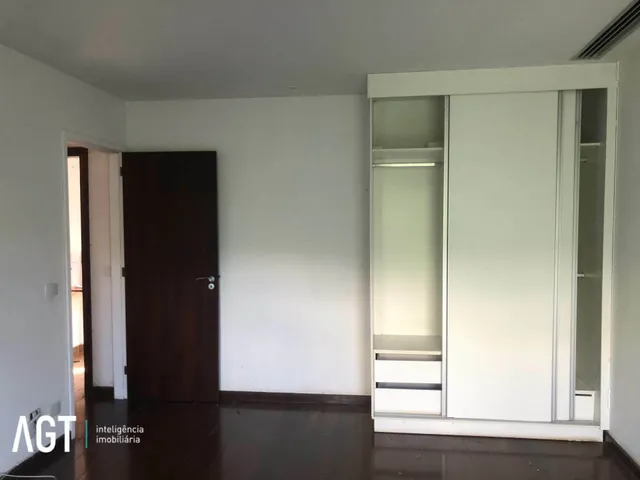 4-bedroom apartment with 4 bathrooms and 2 parking spaces — photo 9