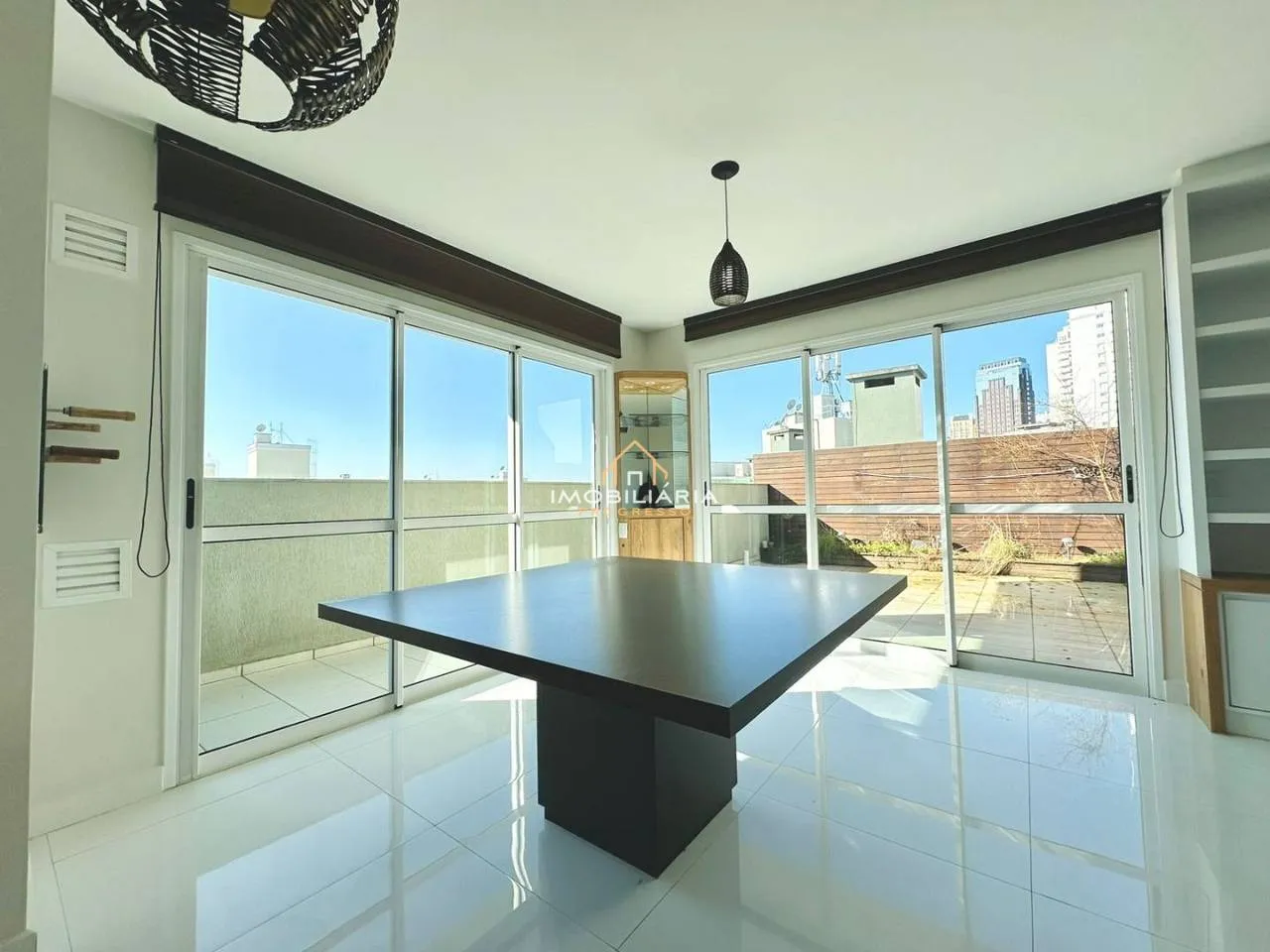 2-bedroom apartment with 3 bathrooms and 99 m² — photo 23