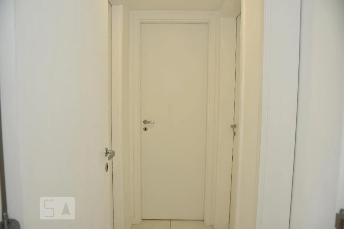 Apartamento mobiliado com 5 quartos e 2 suítes — photo 2